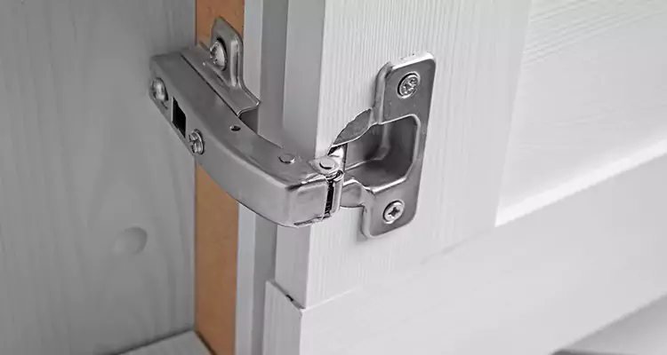 Shower Door Hinge Replacement in Pittsburg, CA