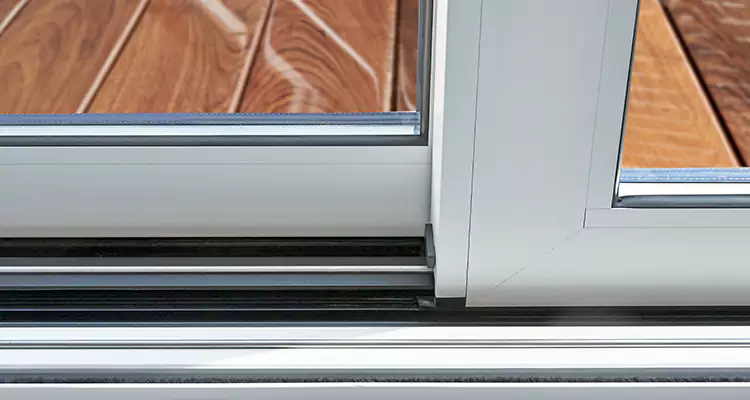 Patio Doors Leaking Water Issue Repair Services in Pittsburg, CA