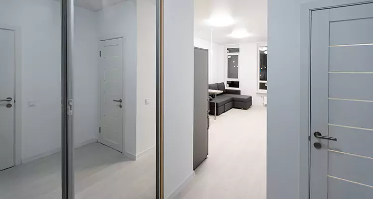 Modern Mirrored Closet Doors Repair in Pittsburg, CA