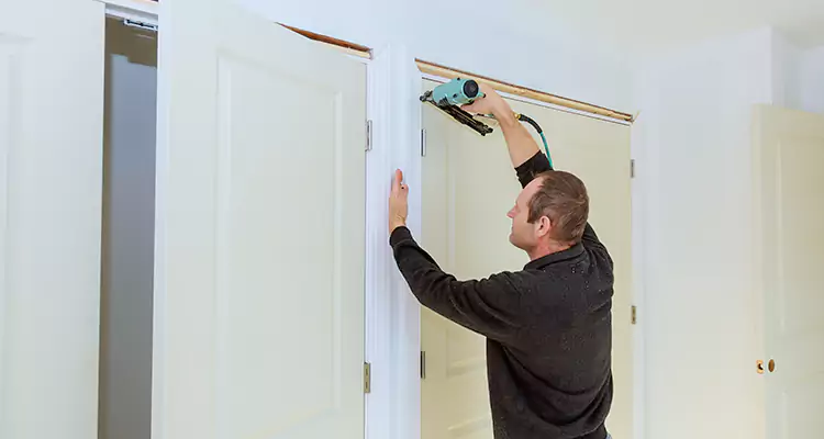 Top Rated Door Fixing ServiceFixing Garage Door Track in Pittsburg, CA
