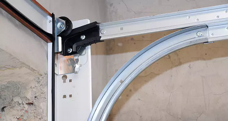 Maintain Liftmaster Garage Door Off Track in Pittsburg, CA