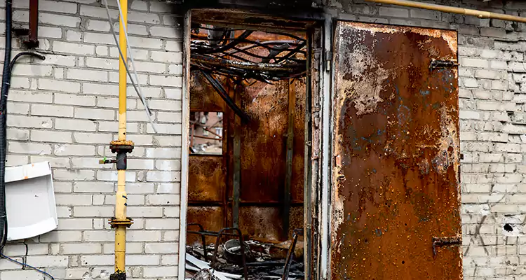 Metal Door Rust Repair in Pittsburg, CA