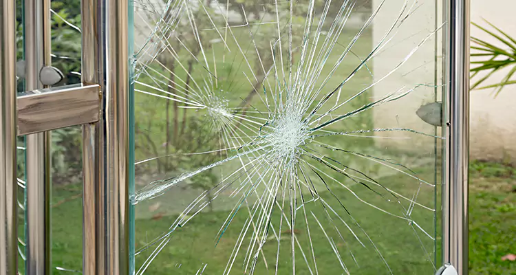 Frameless Glass Door Repair at Home in Pittsburg, CA