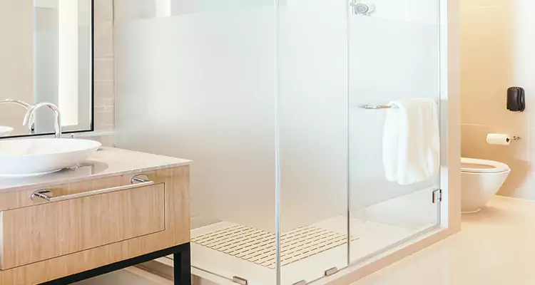Expert Shower Door Fix and Repair in Pittsburg, CA