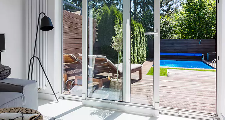 Fixing A Sliding Screen Door Roller in Pittsburg, CA
