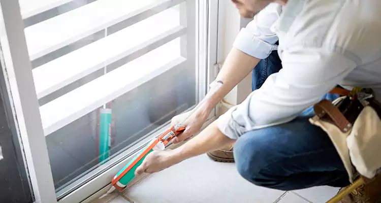 Dap Window Caulk Repair in Pittsburg, CA